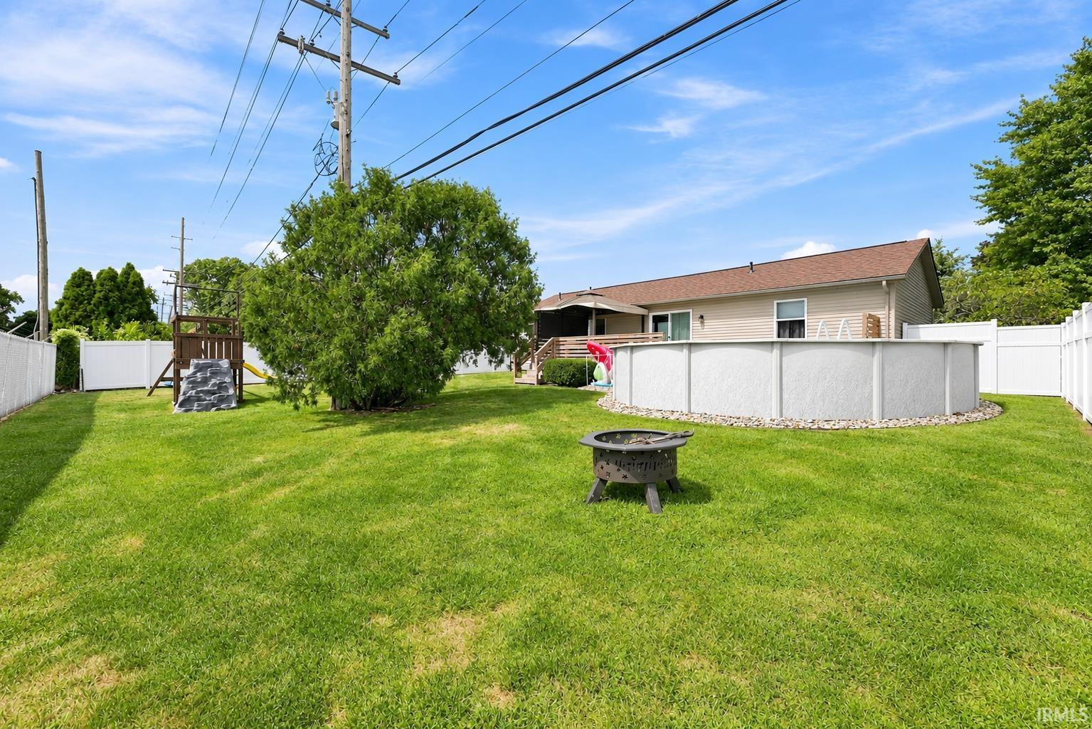 Image of 2122 Sally Street