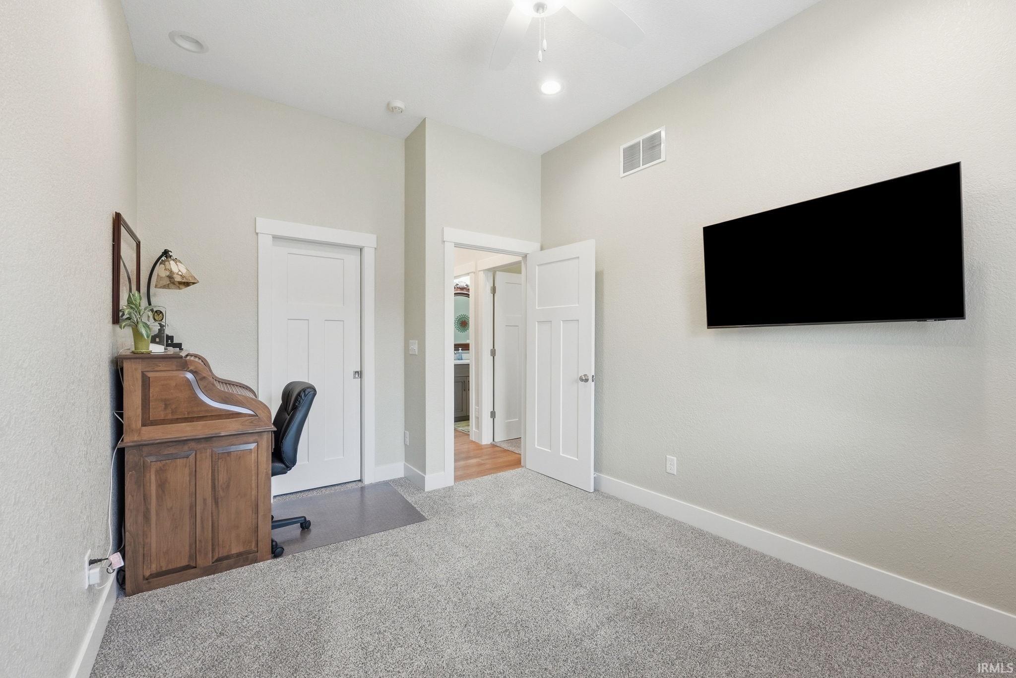 Image of 2835 E Prestwick Road